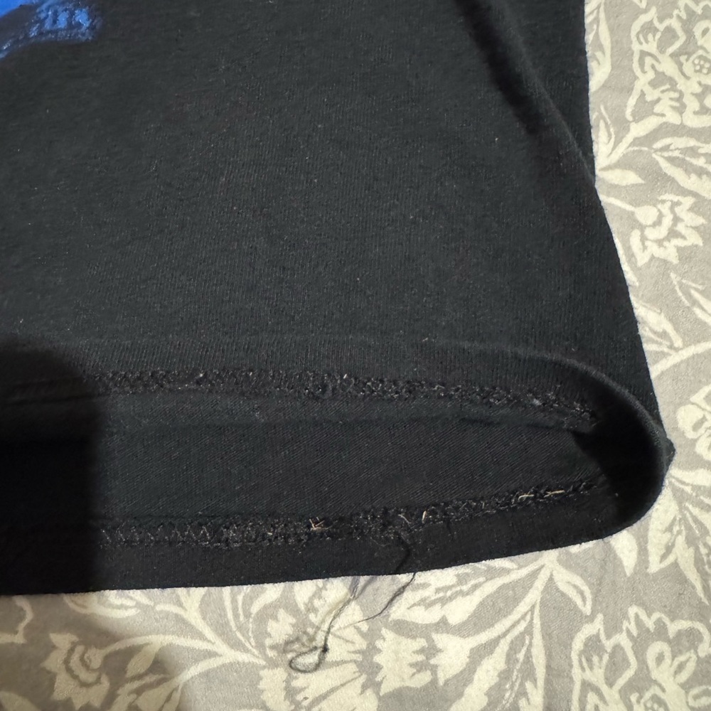 Black and Blue Pop smoke Graphic T-Shirt - Picture 2 of 4